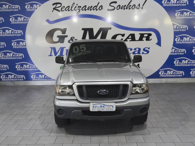 FORD - RANGER - 2005/2005 - Prata - R$ 65.900,00