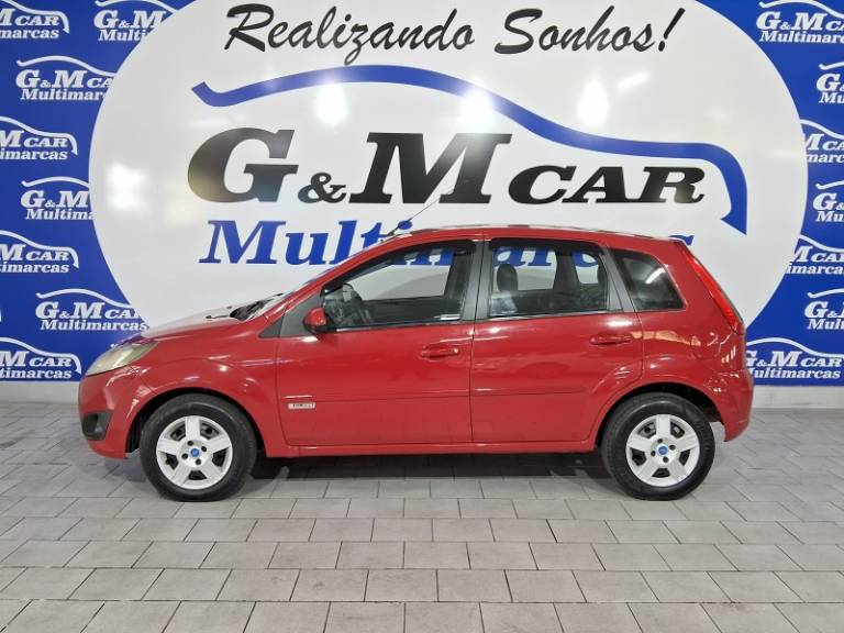 FORD - FIESTA - 2012/2013 - Vermelha - R$ 34.900,00