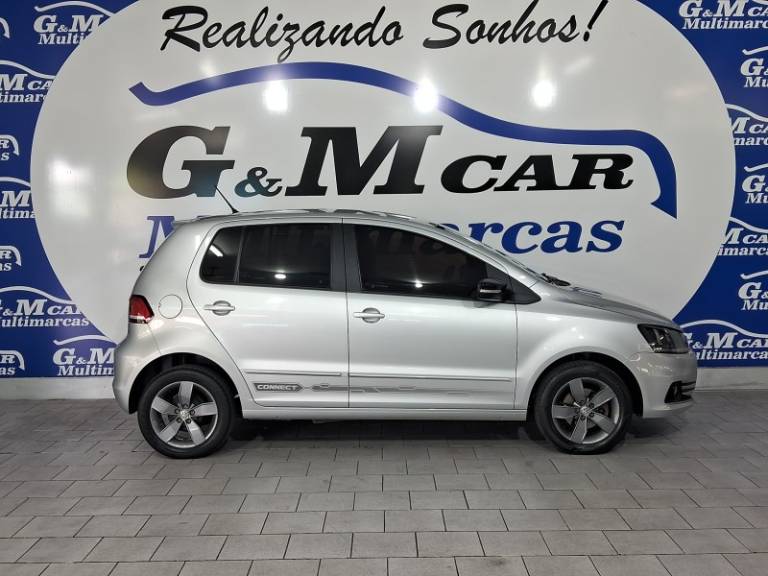 VOLKSWAGEN - FOX - 2018/2019 - Prata - R$ 61.900,00