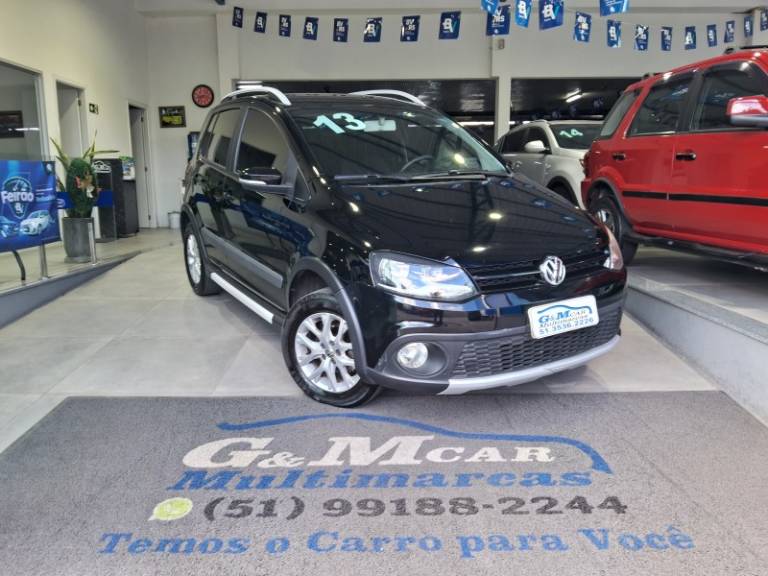 VOLKSWAGEN - CROSSFOX - 2013/2013 - Preta - R$ 43.900,00