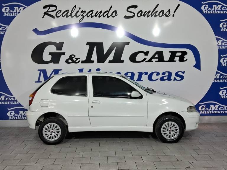 FIAT - PALIO - 2005/2006 - Branca - R$ 15.900,00