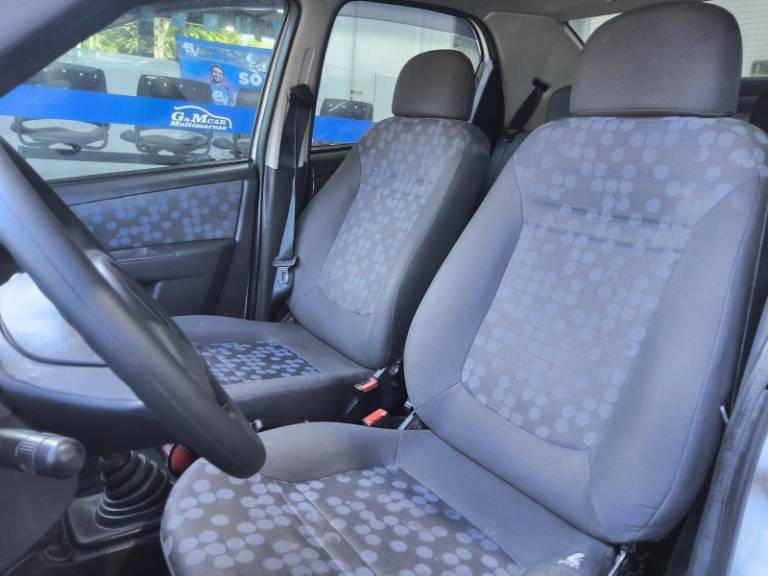 CHEVROLET - PRISMA - 2009/2010 - Branca - R$ 23.900,00