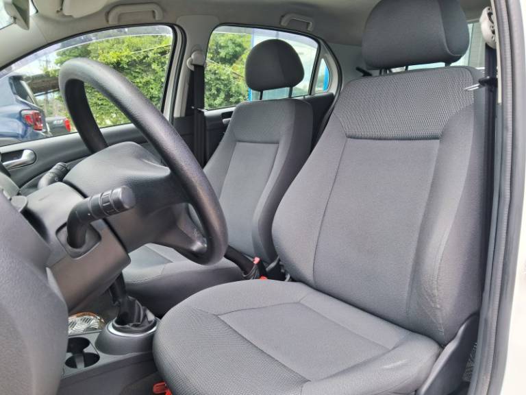 VOLKSWAGEN - GOL - 2008/2009 - Branca - R$ 28.900,00