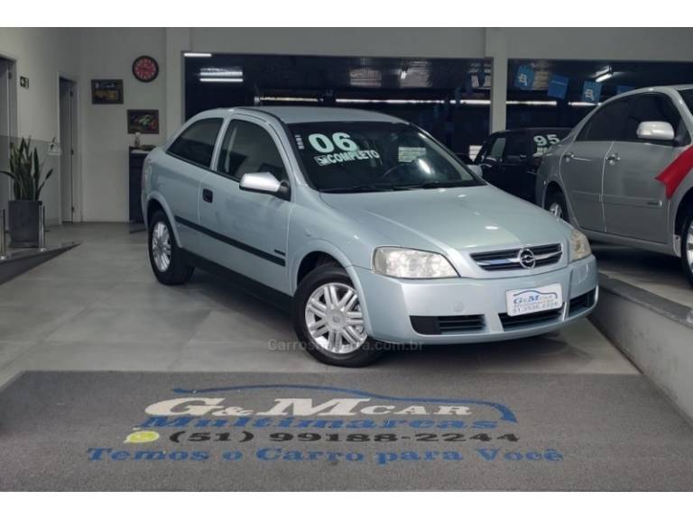 CHEVROLET - ASTRA - 2005/2006 - Prata - R$ 26.900,00