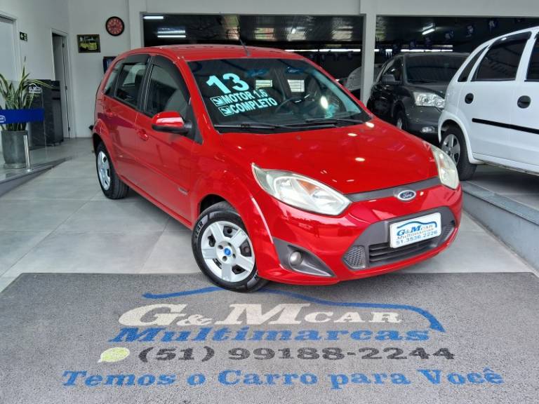 FORD - FIESTA - 2012/2013 - Vermelha - R$ 34.900,00