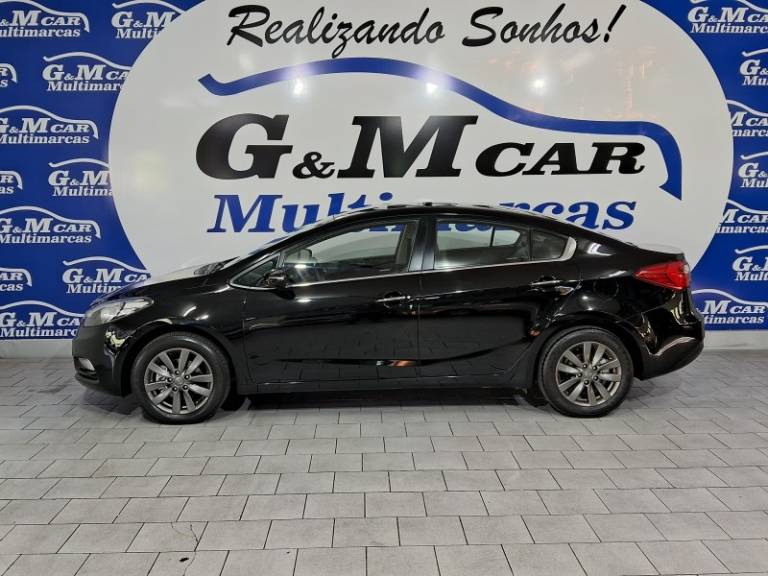 KIA MOTORS - CERATO - 2014/2015 - Preta - R$ 65.900,00