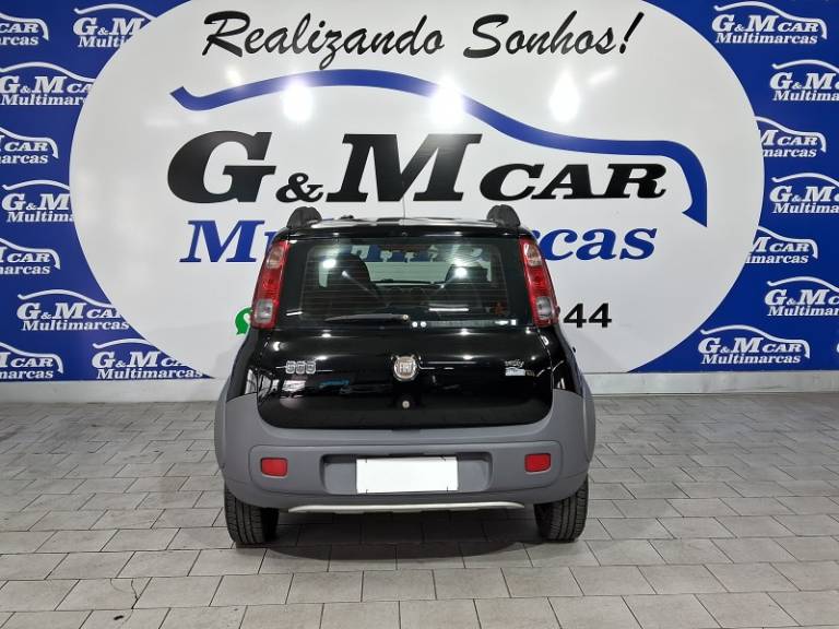 FIAT - UNO - 2011/2012 - Preta - R$ 32.900,00