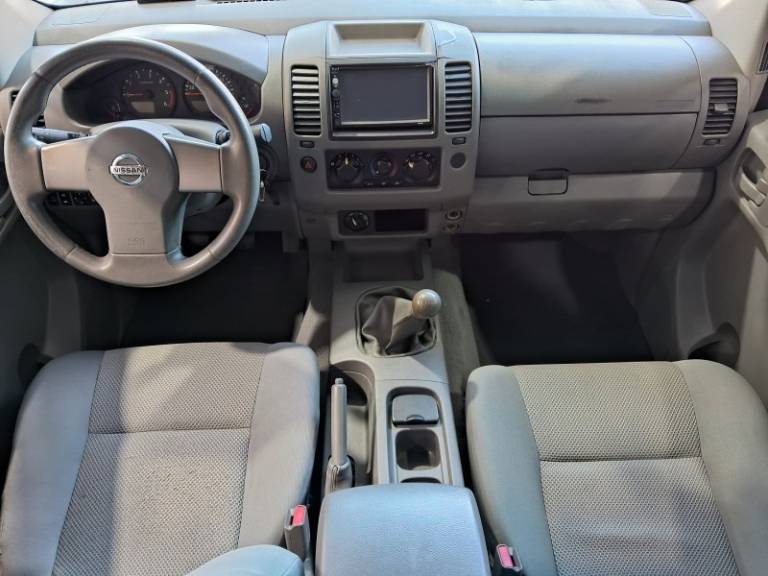 NISSAN - FRONTIER - 2008/2009 - Preta - R$ 74.900,00