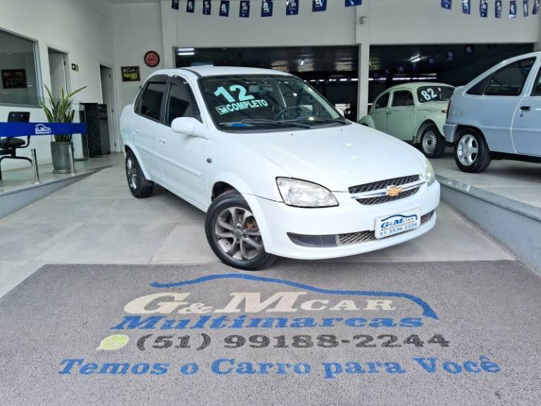 CHEVROLET - CLASSIC - 2011/2012 - Branca - R$ 28.900,00