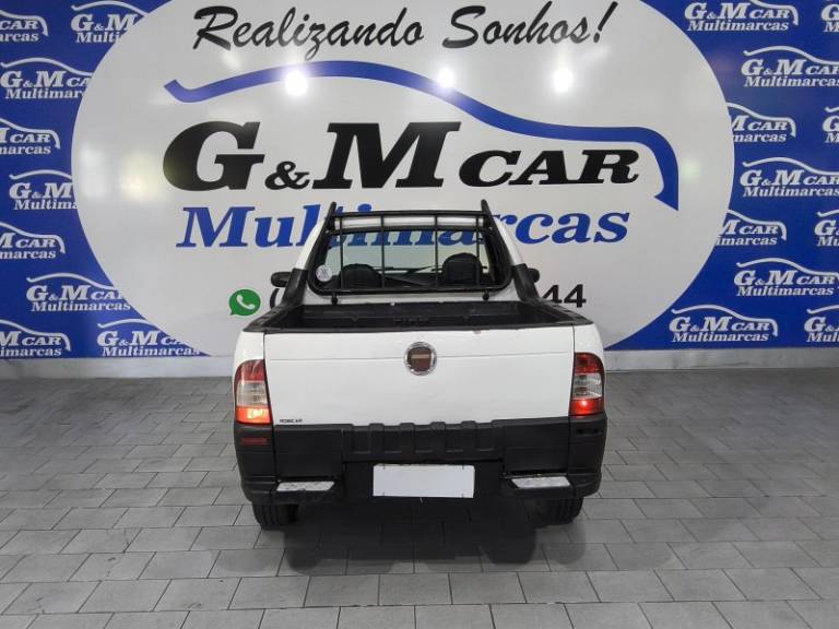 FIAT - STRADA - 2010/2011 - Branca - R$ 29.900,00