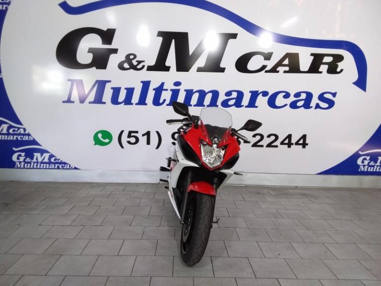 YAMAHA - XJ6 F - 2015/2016 - Vermelha - R$ 40.900,00