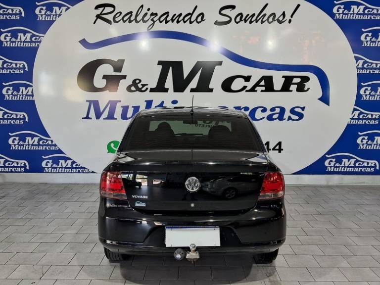 VOLKSWAGEN - VOYAGE - 2009/2010 - Preta - R$ 29.900,00