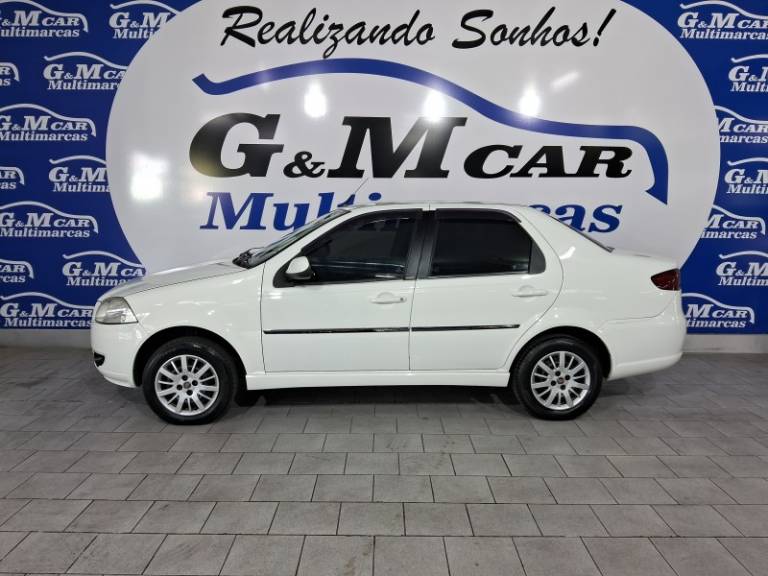 FIAT - SIENA - 2011/2012 - Branca - R$ 26.900,00