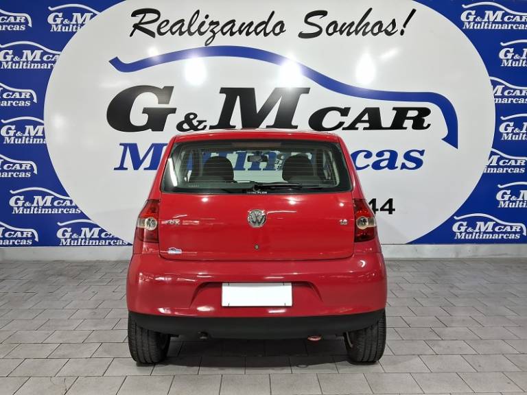 VOLKSWAGEN - FOX - 2005/2005 - Vermelha - R$ 21.900,00