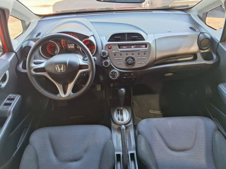 HONDA - FIT - 2011/2011 - Vermelha - Sob Consulta