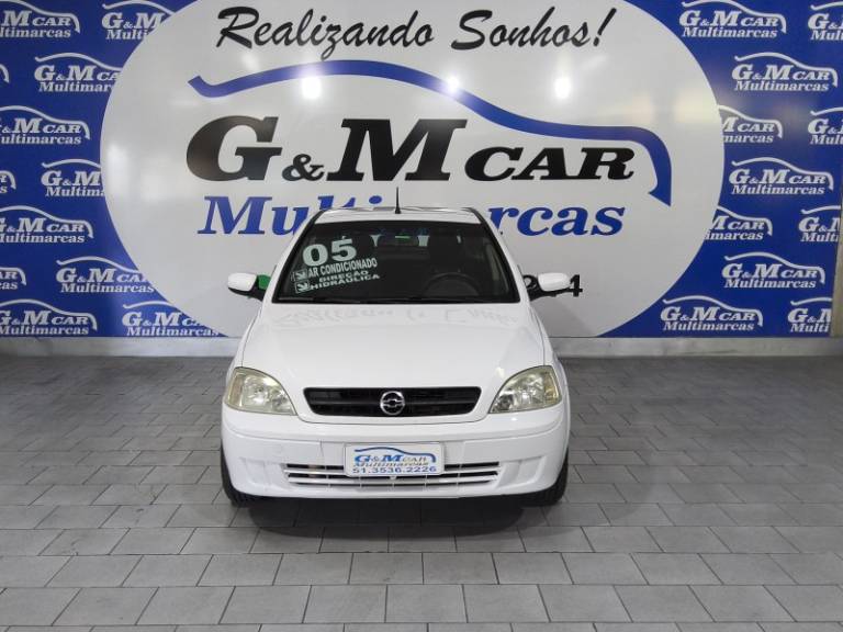 CHEVROLET - CORSA - 2005/2005 - Branca - R$ 25.900,00
