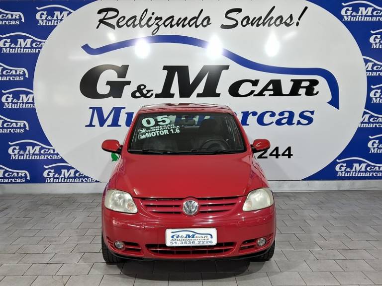 VOLKSWAGEN - FOX - 2005/2005 - Vermelha - R$ 21.900,00