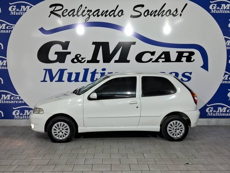 FIAT - PALIO - 2005/2006 - Branca - R$ 15.900,00