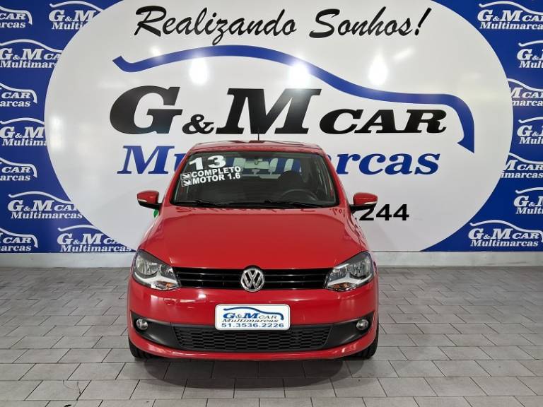 VOLKSWAGEN - FOX - 2013/2013 - Vermelha - R$ 42.900,00
