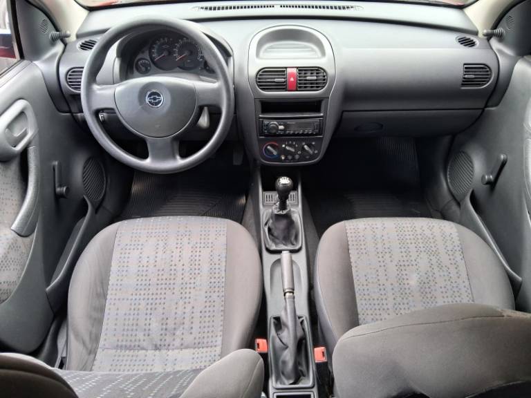 CHEVROLET - CORSA - 2008/2008 - Vermelha - R$ 27.900,00