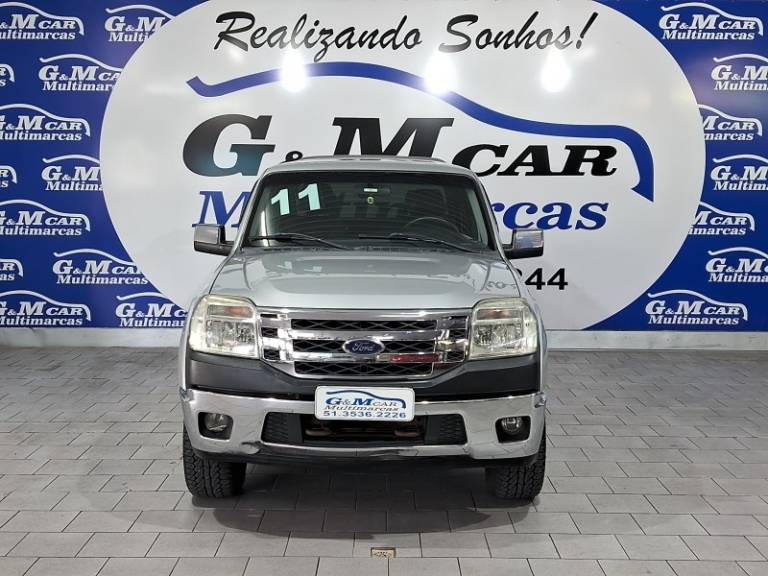 FORD - RANGER - 2010/2011 - Prata - R$ 75.900,00