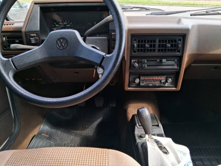 VOLKSWAGEN - PARATI - 1988/1989 - Prata - R$ 29.900,00