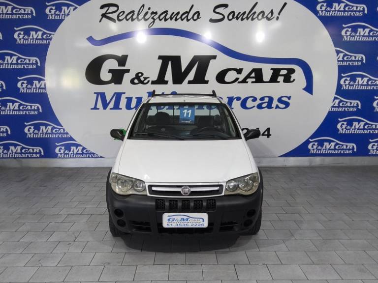 FIAT - STRADA - 2010/2011 - Branca - R$ 29.900,00
