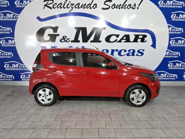 FIAT - MOBI - 2016/2017 - Vermelha - R$ 43.900,00