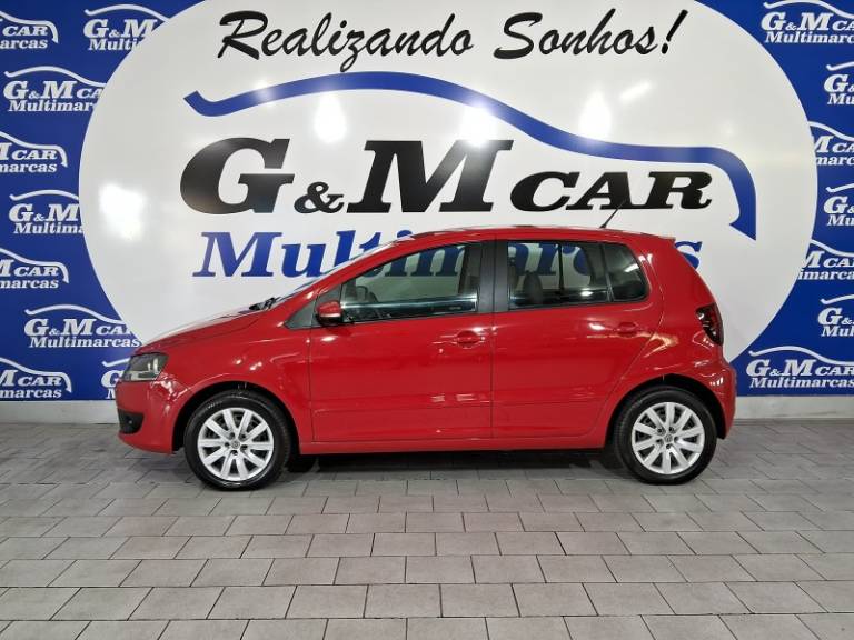 VOLKSWAGEN - FOX - 2013/2013 - Vermelha - R$ 42.900,00