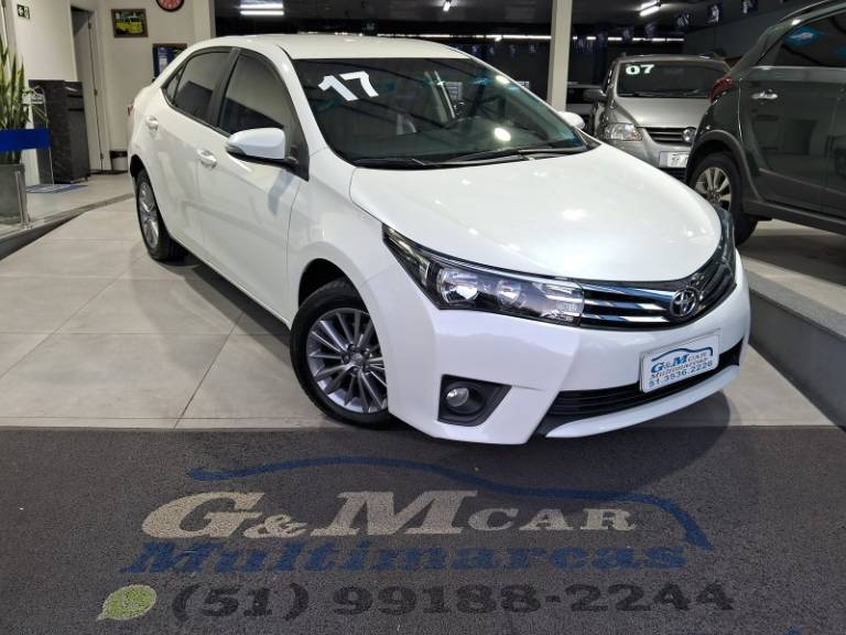 TOYOTA - COROLLA - 2016/2017 - Branca - R$ 92.900,00
