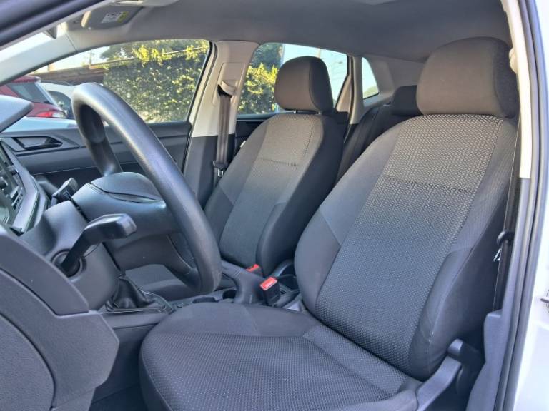 VOLKSWAGEN - POLO - 2020/2021 - Branca - R$ 66.900,00