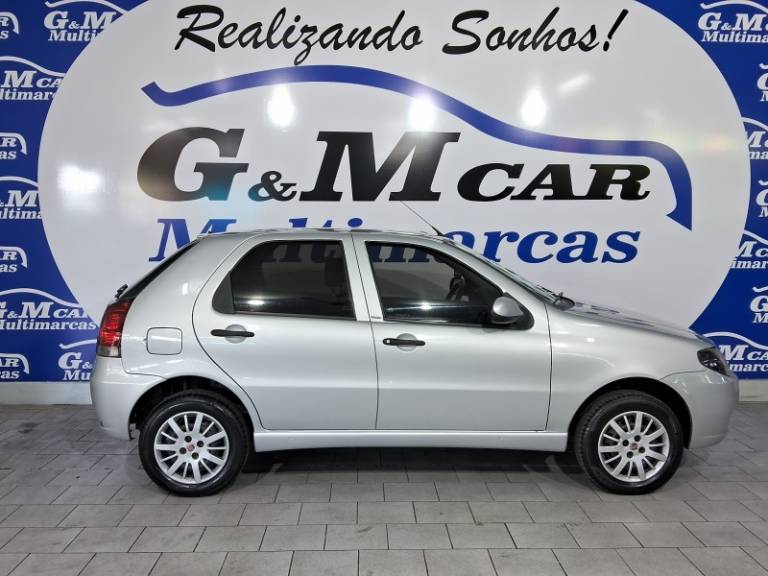 FIAT - PALIO - 2012/2013 - Prata - R$ 32.900,00