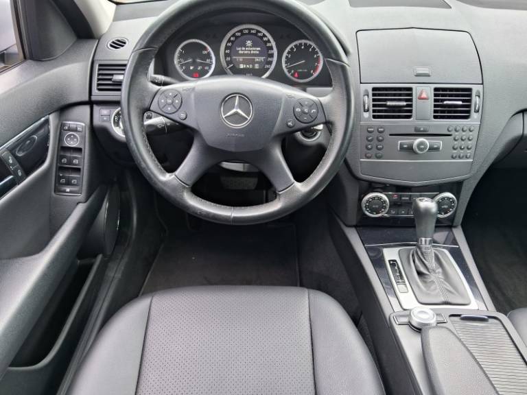 MERCEDES-BENZ - C 180 K - 2010/2011 - Prata - R$ 62.900,00