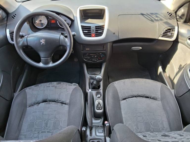 PEUGEOT - 207 - 2010/2011 - Branca - R$ 23.900,00