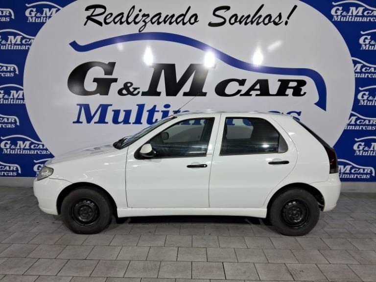 FIAT - PALIO - 2014/2014 - Branca - R$ 30.900,00