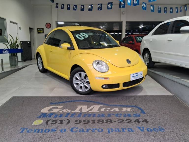 VOLKSWAGEN - NEW BEETLE - 2008/2009 - Amarela - R$ 49.900,00