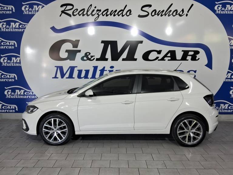 VOLKSWAGEN - POLO - 2023/2023 - Branca - R$ 75.400,00