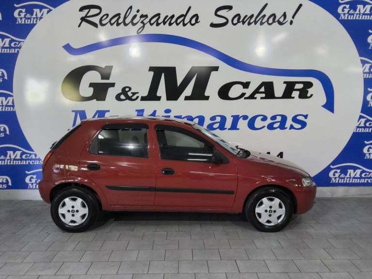 CHEVROLET - CELTA - 2003/2003 - Vermelha - R$ 14.900,00