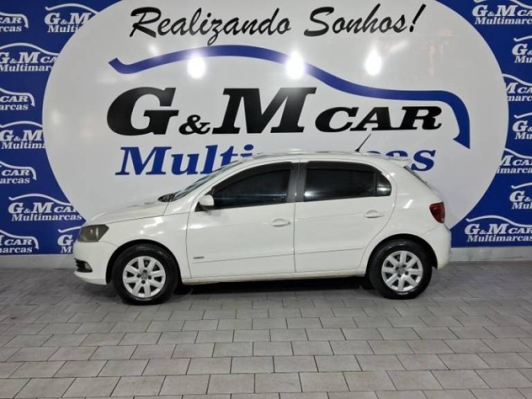 VOLKSWAGEN - GOL - 2013/2014 - Branca - R$ 37.900,00