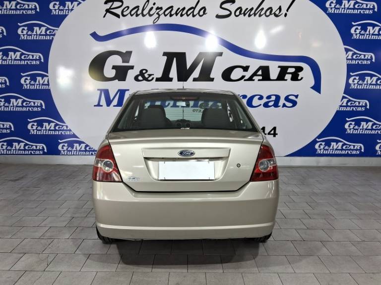 FORD - FIESTA - 2008/2009 - Prata - R$ 26.900,00