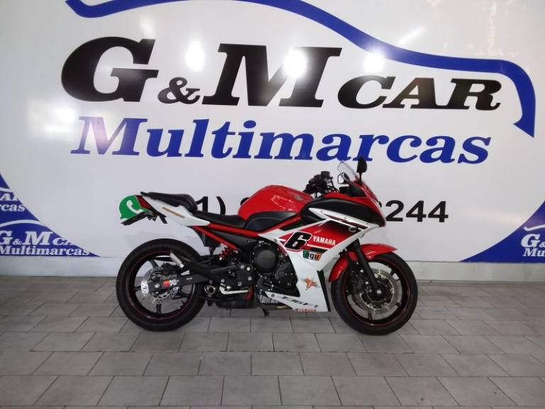 YAMAHA - XJ6 F - 2015/2016 - Vermelha - R$ 40.900,00