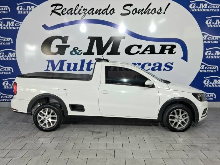 VOLKSWAGEN - SAVEIRO - 2017/2018 - Branca - R$ 61.900,00