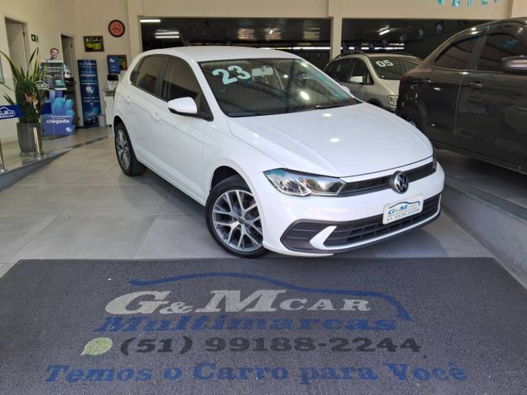 VOLKSWAGEN - POLO - 2023/2023 - Branca - R$ 75.400,00