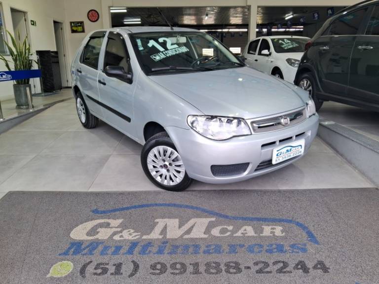 FIAT - PALIO - 2012/2012 - Prata - R$ 29.900,00