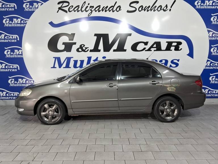TOYOTA - COROLLA - 2004/2005 - Cinza - R$ 42.900,00