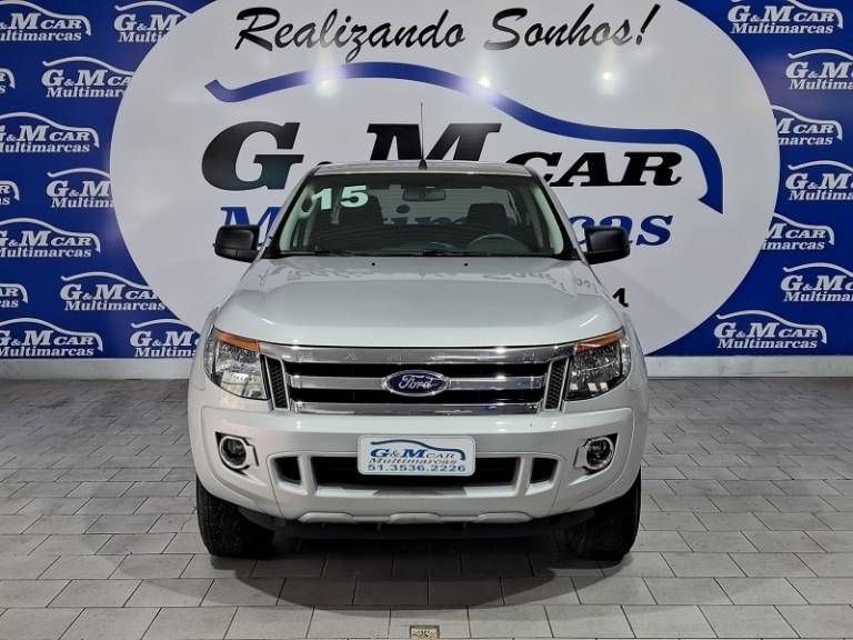 FORD - RANGER - 2015/2015 - Prata - R$ 93.900,00