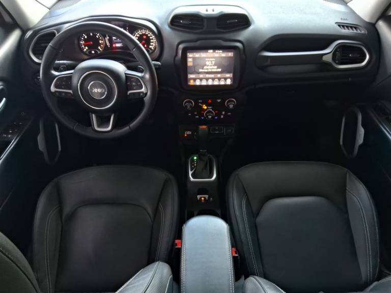 JEEP - RENEGADE - 2021/2021 - Branca - R$ 99.900,00