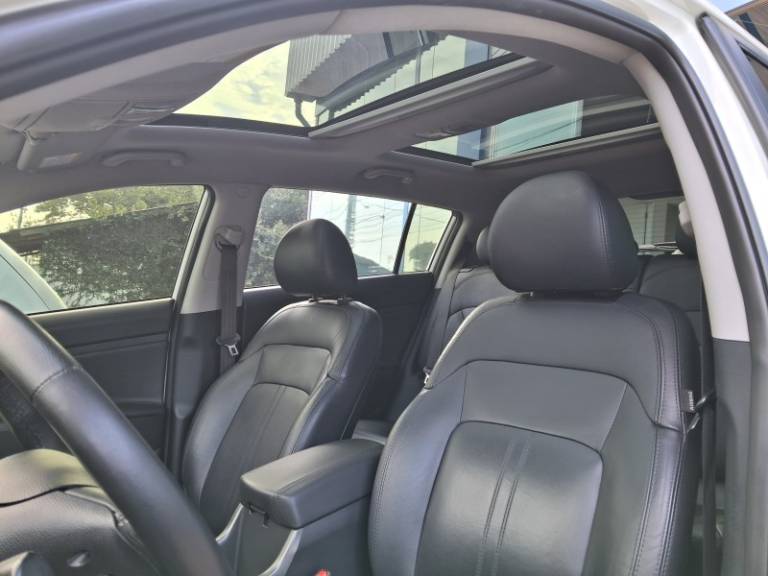 KIA MOTORS - SPORTAGE - 2013/2014 - Branca - Sob Consulta