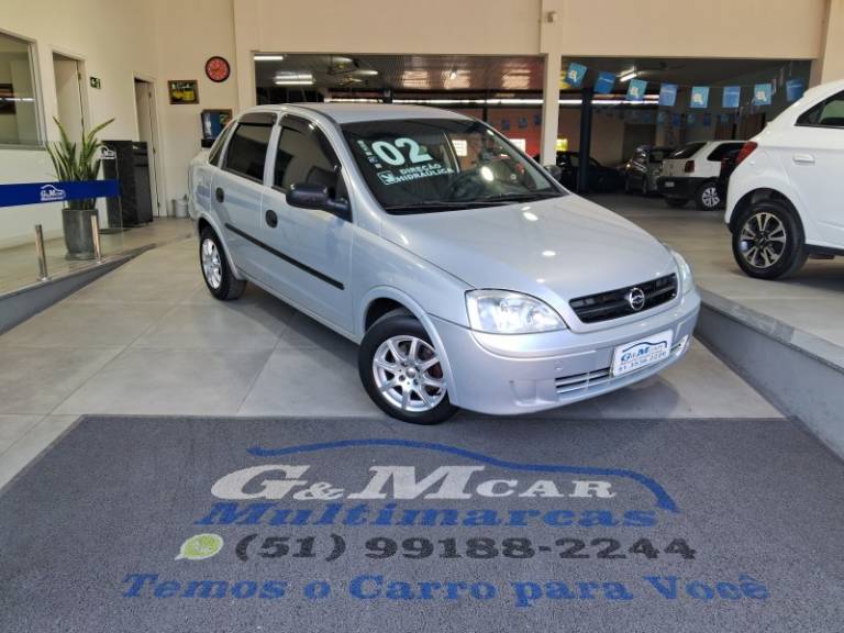 CHEVROLET - CORSA - 2002/2002 - Prata - R$ 21.900,00