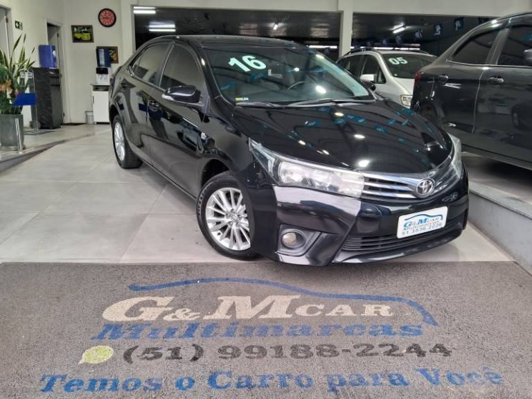 TOYOTA - COROLLA - 2015/2016 - Preta - R$ 87.900,00
